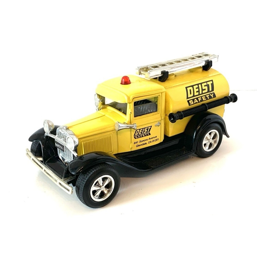 Liberty Classics Deist Safety Model A Street Rod Fire Tanker Diecast Bank 1/25 - Picture 3 of 12